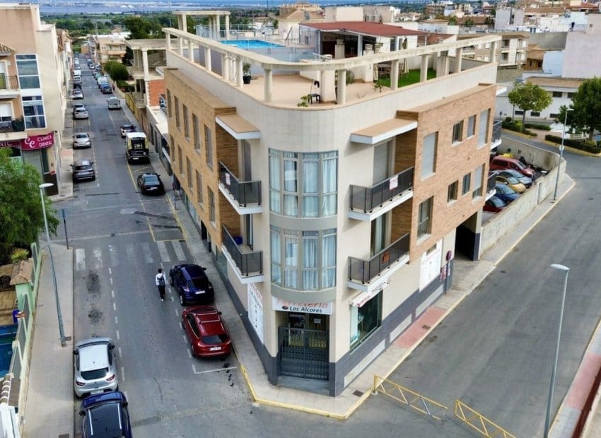 Apartamento de 2 habitaciones en San Miguel de Salinas en venta con piscina - 159.000 € (Ref: 9705907)