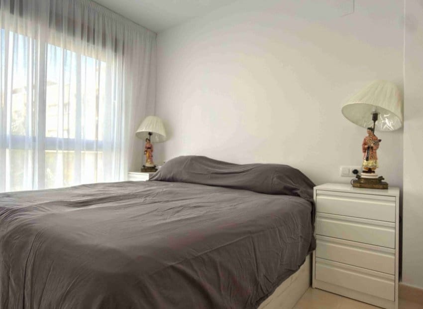 Apartamento de 2 habitaciones en San Miguel de Salinas en venta con piscina - 159.000 € (Ref: 9705907)