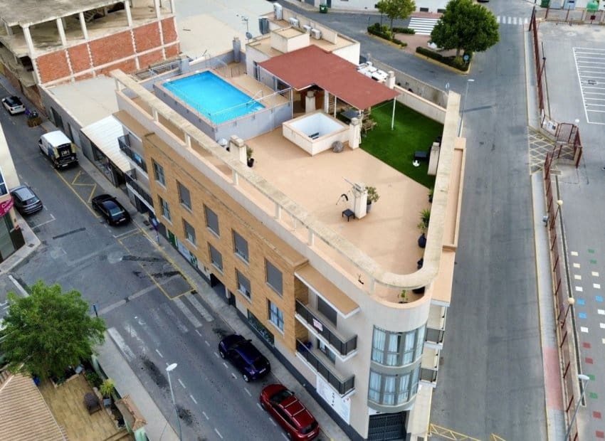 Apartamento de 2 habitaciones en San Miguel de Salinas en venta con piscina - 159.000 € (Ref: 9705907)