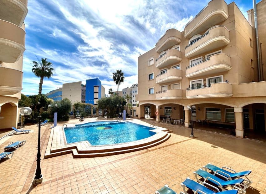 2 bedroom Apartment for sale in Cabo Roig with pool - € 174,995 (Ref: 9705908)