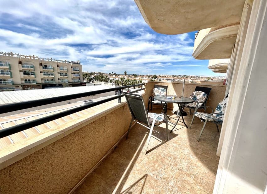 2 bedroom Apartment for sale in Cabo Roig with pool - € 174,995 (Ref: 9705908)