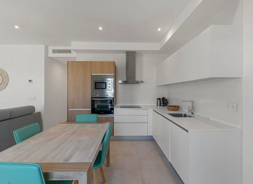 Apartamento de 2 habitaciones en Pilar de la Horadada en venta con piscina - 275.000 € (Ref: 9707995)