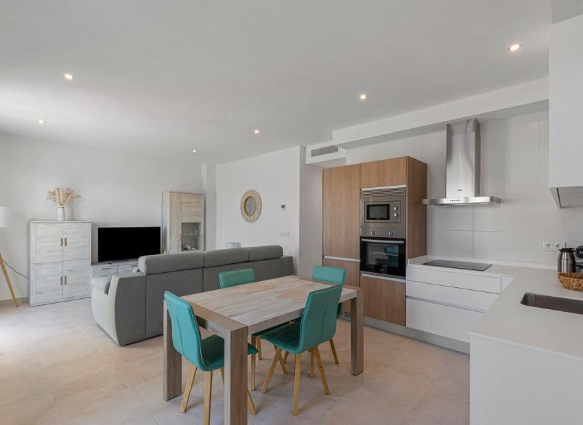 Apartamento de 2 habitaciones en Pilar de la Horadada en venta con piscina - 275.000 € (Ref: 9707995)