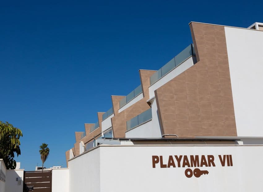 Apartamento de 2 habitaciones en Pilar de la Horadada en venta con piscina - 275.000 € (Ref: 9707995)