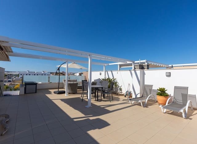 Apartamento de 2 habitaciones en Pilar de la Horadada ciudad, Pilar de la Horadada en venta con piscina - 275.000 € (Ref: 9707995)