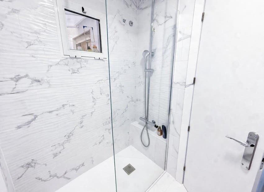 2 quarto Apartamento para venda em Torrevieja com piscina - 149 000 € (Ref: 9712435)