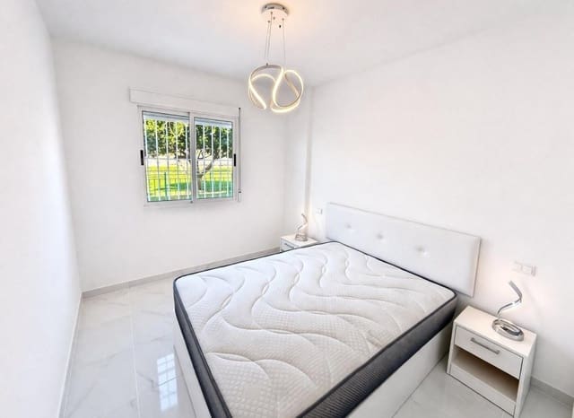 2 quarto Apartamento para venda em Parque de las Naciones, Torrevieja com piscina - 149 000 € (Ref: 9712435)