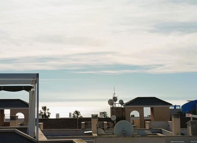 2 slaapkamer Appartement te koop in Aguamarina, Orihuela met zwembad - € 219.000 (Ref: 9712436)