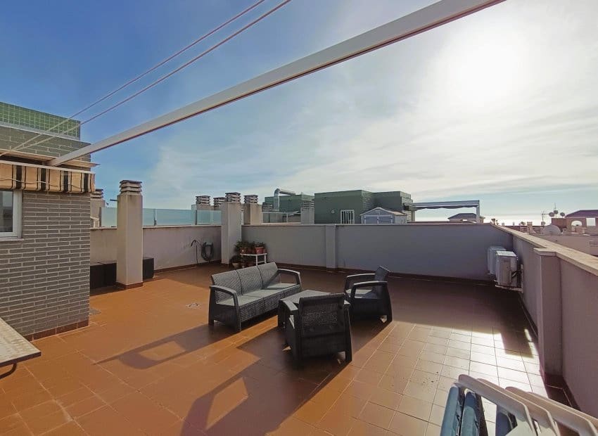 2 slaapkamer Appartement te koop in Orihuela Costa met zwembad - € 219.000 (Ref: 9712436)