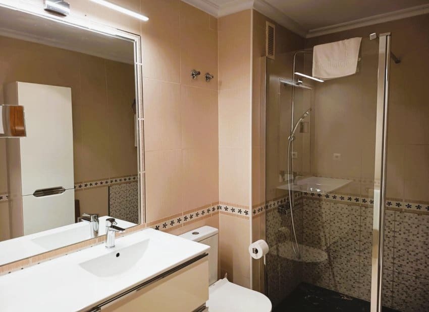 2 slaapkamer Appartement te koop in Orihuela Costa met zwembad - € 219.000 (Ref: 9712436)