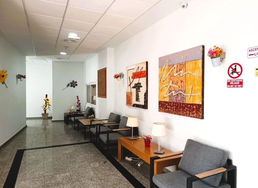 2 slaapkamer Appartement te koop in Orihuela Costa met zwembad - € 219.000 (Ref: 9712436)