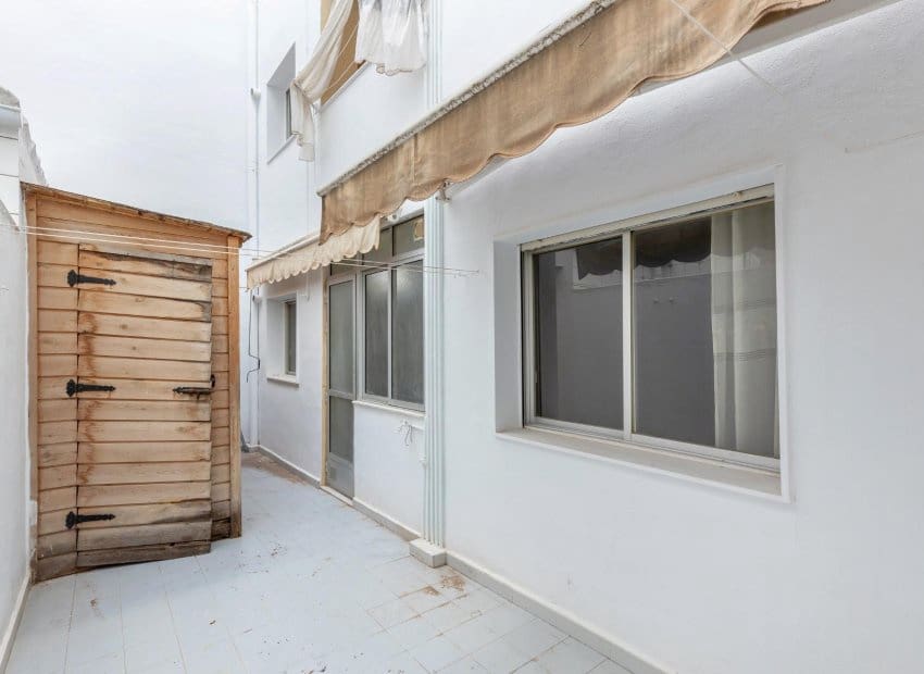 3 Zimmer Apartment zu verkaufen in Torrevieja - 146.000 € (Ref: 9715379)