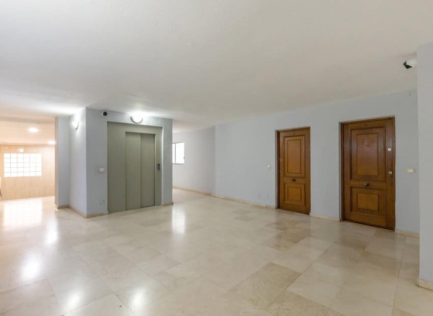 3 Zimmer Apartment zu verkaufen in Torrevieja - 146.000 € (Ref: 9715379)