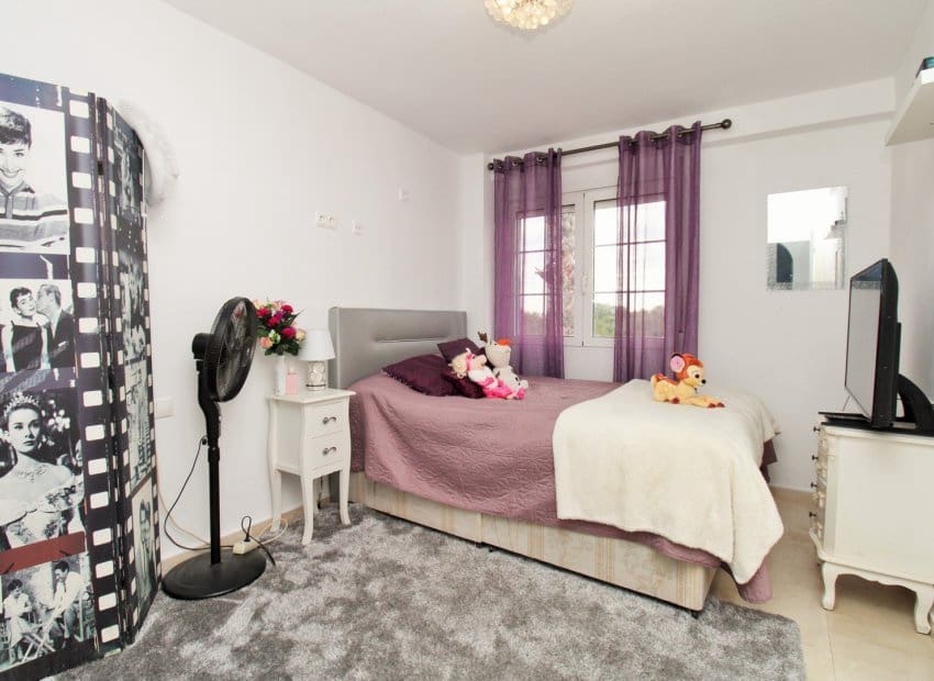 4 bedroom Townhouse for sale in Los Dolses with pool - € 295,000 (Ref: 9720338)