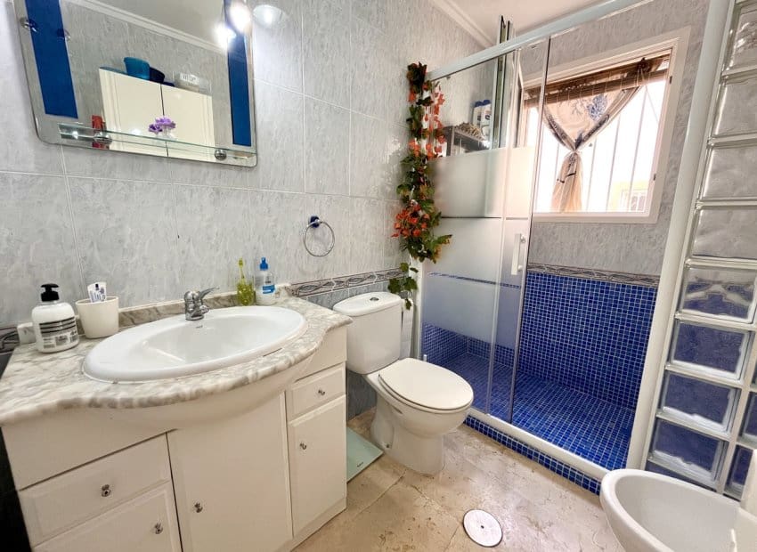 2 bedroom Apartment for sale in Playa Flamenca with pool - € 199,999 (Ref: 9720604)