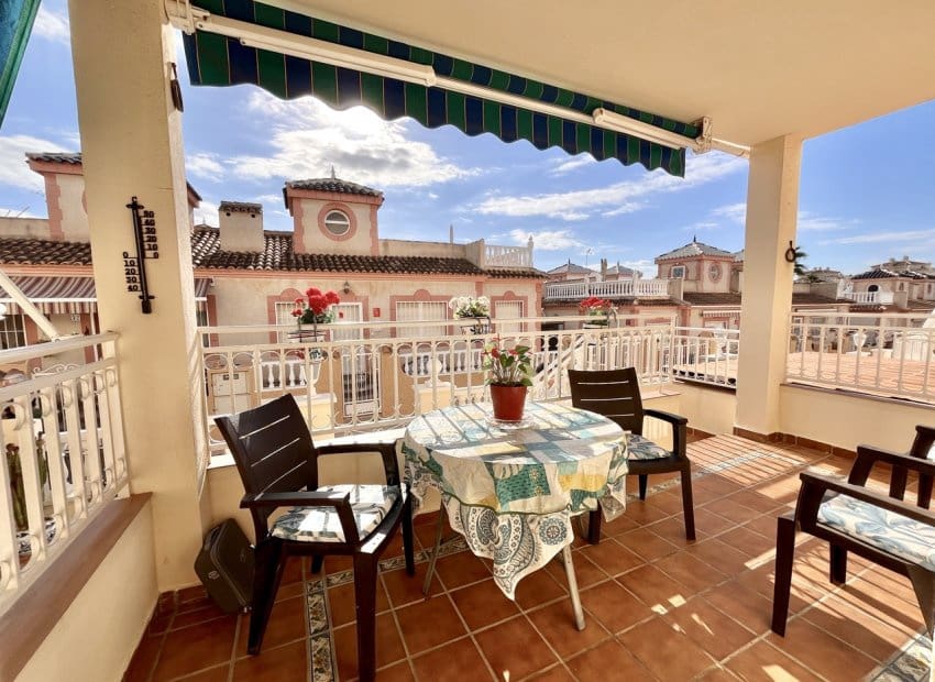 2 bedroom Apartment for sale in Playa Flamenca with pool - € 199,999 (Ref: 9720604)