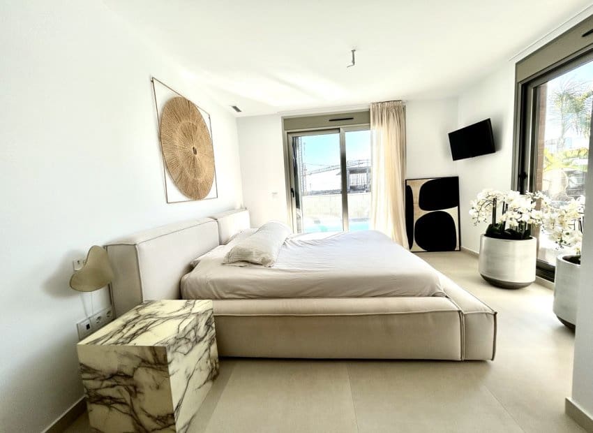 4 sypialnia Willa na sprzedaż w San Miguel de Salinas z basenem - 605 000 € (Ref: 9722686)