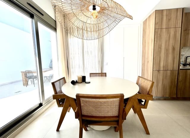 4 sypialnia Willa na sprzedaż w San Miguel de Salinas z basenem - 605 000 € (Ref: 9722686)