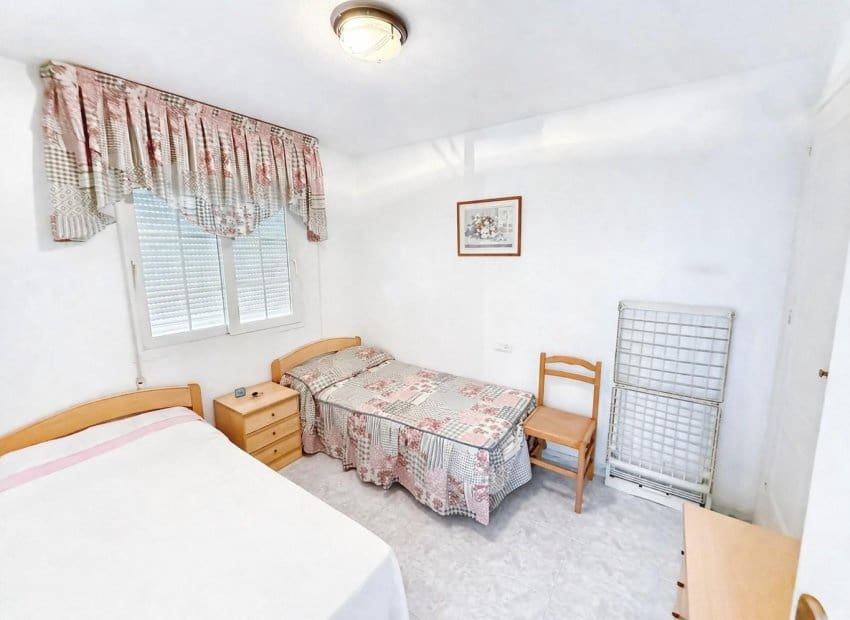 3 slaapkamer Huis te koop in El Limonar met zwembad - € 160.000 (Ref: 9722687)