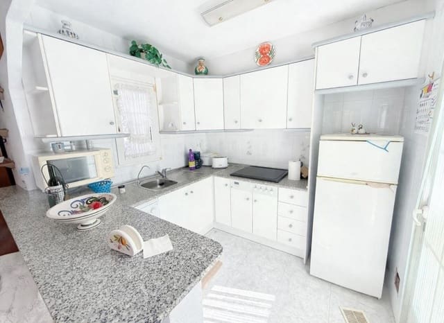 3 slaapkamer Huis te koop in El Limonar, Torrevieja met zwembad - € 160.000 (Ref: 9722687)