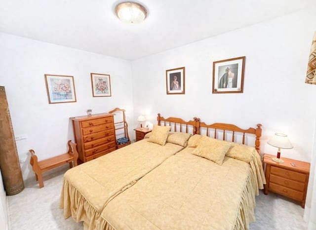 3 slaapkamer Huis te koop in El Limonar, Torrevieja met zwembad - € 160.000 (Ref: 9722687)