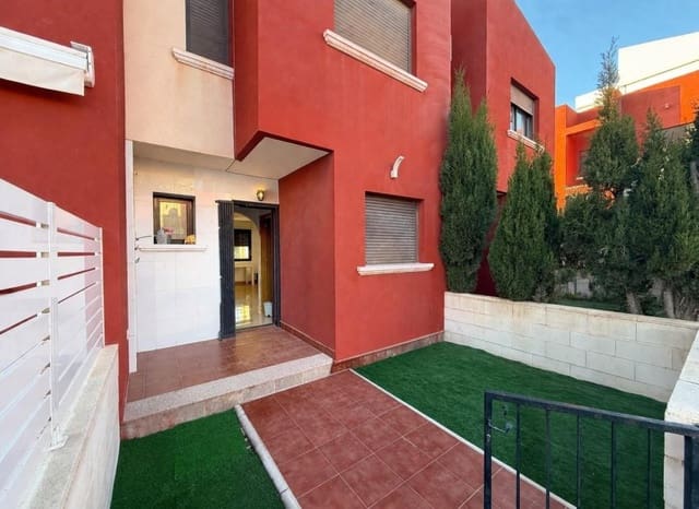 2 sypialnia Dom na sprzedaż w Aguas Nuevas, Torrevieja z basenem - 239 900 € (Ref: 9722688)