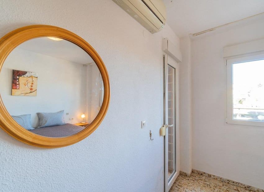 3 sovrum Lägenhet till salu i Orihuela Costa med pool - 189 900 € (Ref: 9722690)