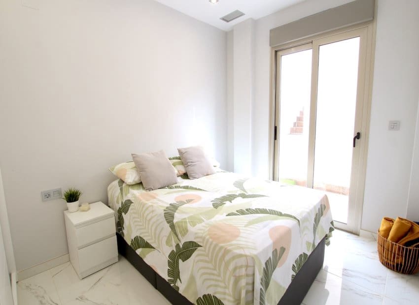 3 makuuhuone Huvila myytävänä paikassa Villamartin mukana uima-altaan - 365 000 € (Ref: 9729478)