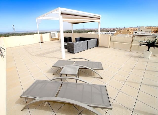 3 makuuhuone Huvila myytävänä paikassa Villamartin, Orihuela mukana uima-altaan - 365 000 € (Ref: 9729478)