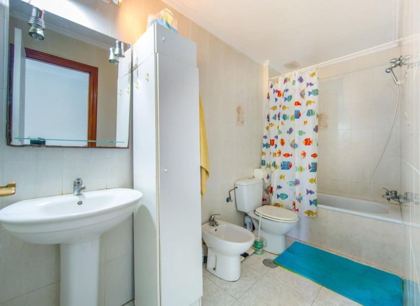 2 sypialnia Apartament na sprzedaż w Torrevieja - 127 260 € (Ref: 9729483)