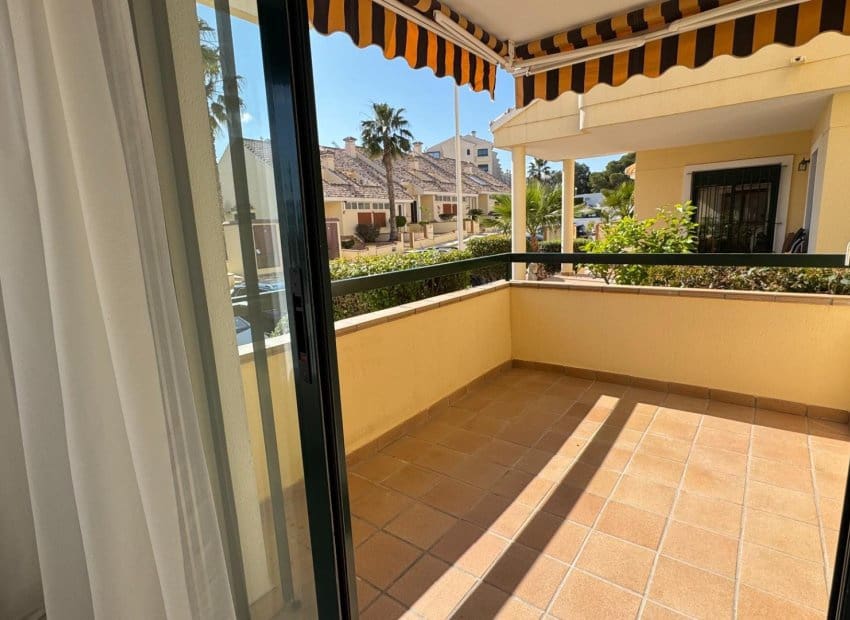 2 bedroom Apartment for sale in Campoamor with pool - € 249,000 (Ref: 9729485)