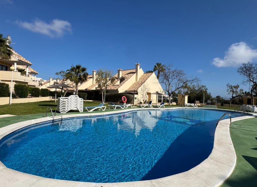 2 bedroom Apartment for sale in Campoamor with pool - € 249,000 (Ref: 9729485)
