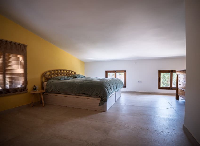 4 soveværelse Finca/Landehus til salg i La Hoya med swimmingpool - € 450.000 (Ref: 9729486)