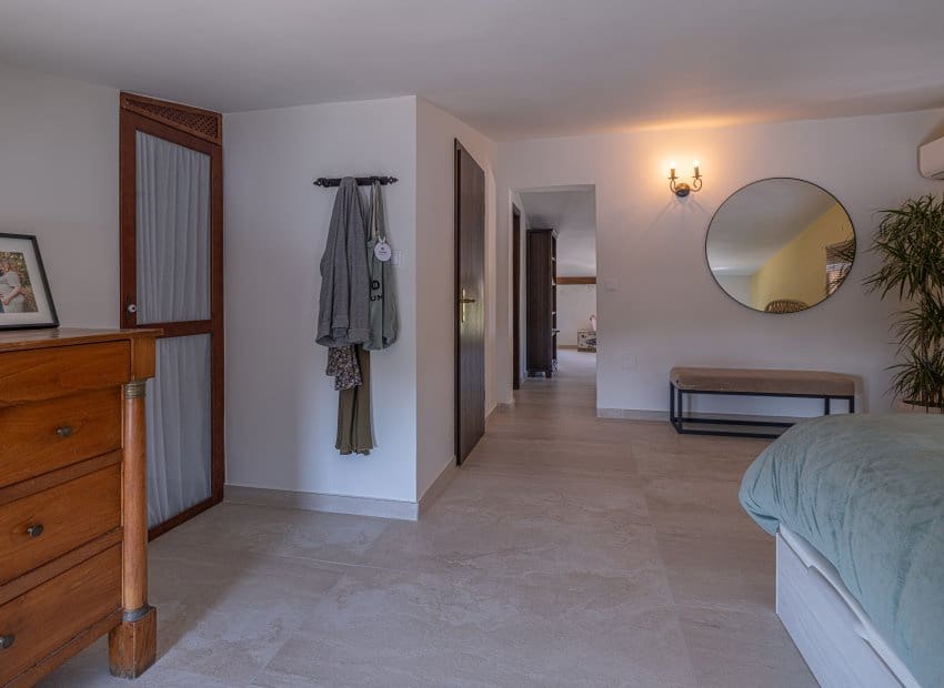 4 soveværelse Finca/Landehus til salg i La Hoya med swimmingpool - € 450.000 (Ref: 9729486)