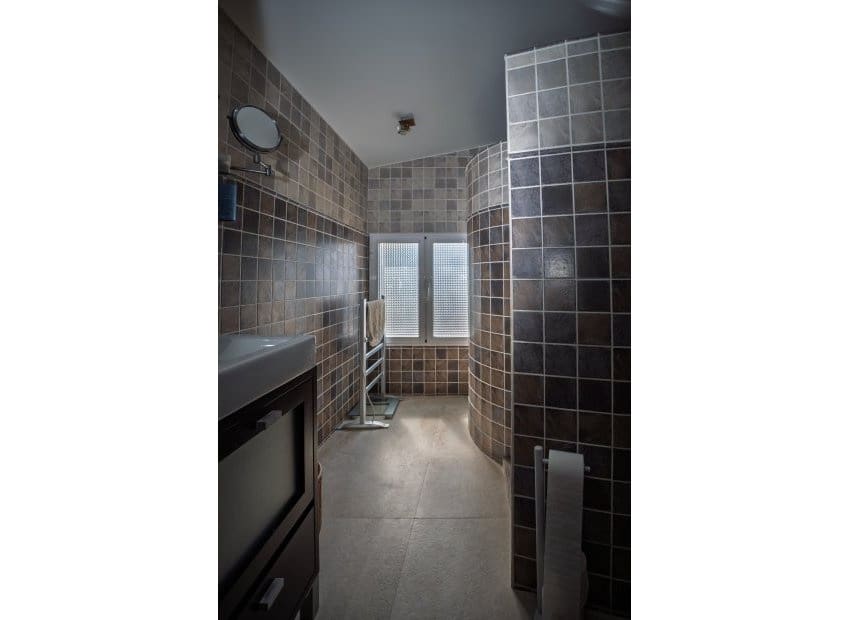 4 soveværelse Finca/Landehus til salg i La Hoya med swimmingpool - € 450.000 (Ref: 9729486)