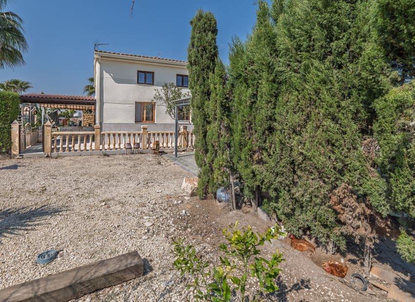 4 soveværelse Finca/Landehus til salg i La Hoya med swimmingpool - € 450.000 (Ref: 9729486)