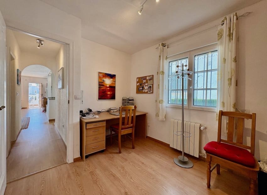 3 sovrum Villa till salu i Villamartin med pool - 289 000 € (Ref: 9733423)