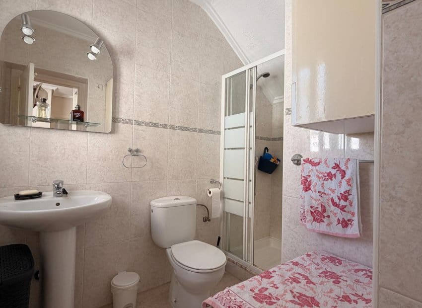 2 chambre Villa/Maison à vendre à Ciudad Quesada avec piscine - 229 900 € (Ref: 9733424)