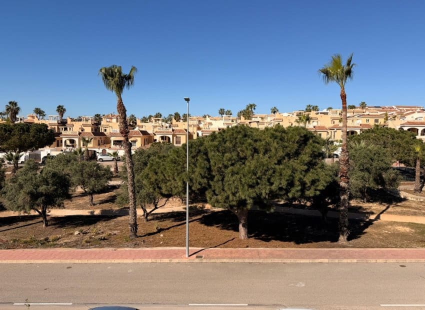 2 chambre Villa/Maison à vendre à Ciudad Quesada avec piscine - 229 900 € (Ref: 9733424)