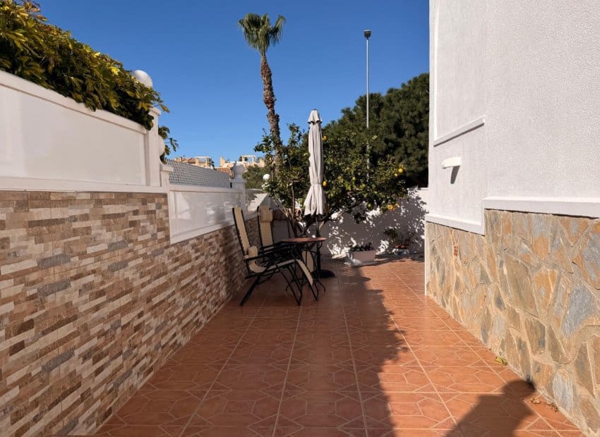 2 chambre Villa/Maison à vendre à Ciudad Quesada avec piscine - 229 900 € (Ref: 9733424)