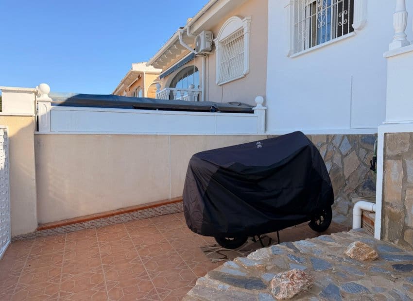 2 chambre Villa/Maison à vendre à Ciudad Quesada avec piscine - 229 900 € (Ref: 9733424)