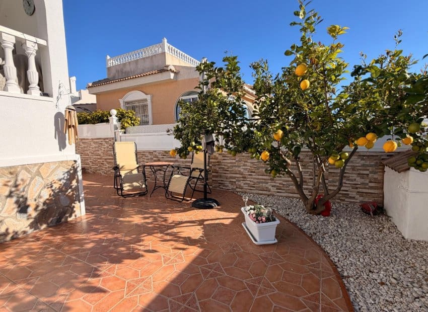 2 chambre Villa/Maison à vendre à Ciudad Quesada avec piscine - 229 900 € (Ref: 9733424)