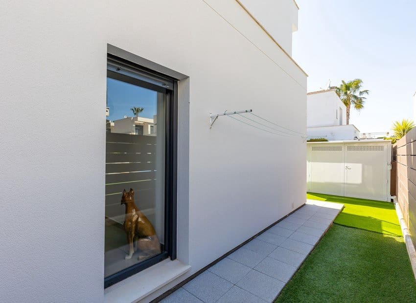 3 makuuhuone Huvila myytävänä paikassa Vistabella mukana uima-altaan - 419 500 € (Ref: 9735877)