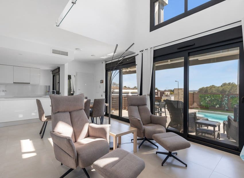 3 makuuhuone Huvila myytävänä paikassa Vistabella mukana uima-altaan - 419 500 € (Ref: 9735877)