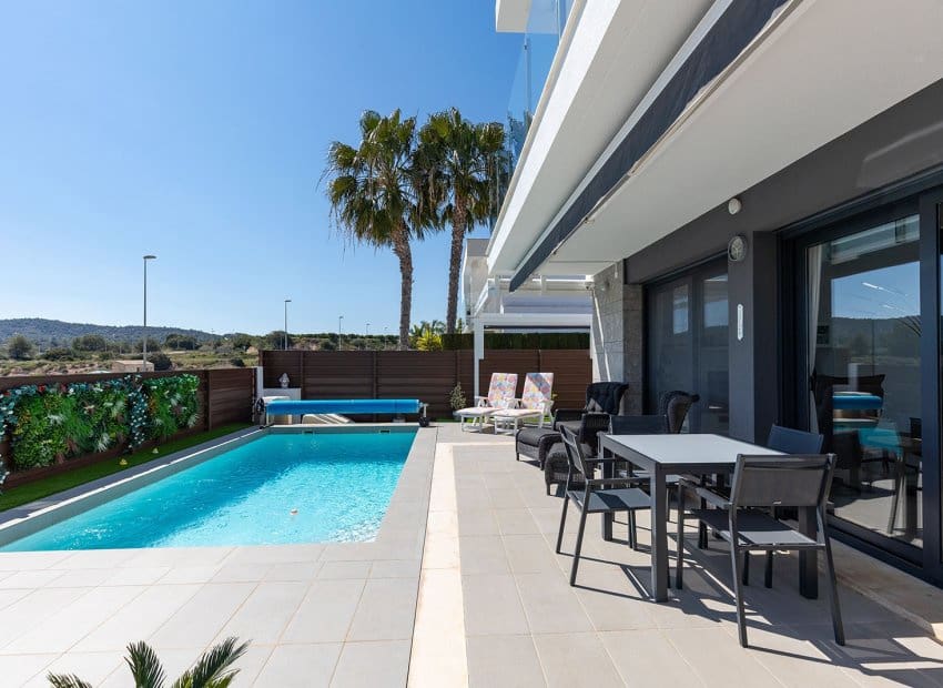 3 makuuhuone Huvila myytävänä paikassa Vistabella mukana uima-altaan - 419 500 € (Ref: 9735877)