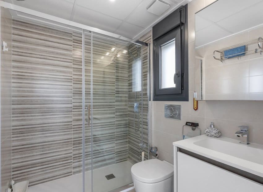 3 makuuhuone Huvila myytävänä paikassa Vistabella mukana uima-altaan - 419 500 € (Ref: 9735877)