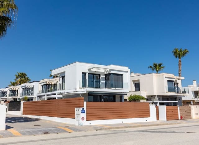 3 Zimmer Villa zu verkaufen in Vistabella, Orihuela mit Pool - 419.500 € (Ref: 9735877)