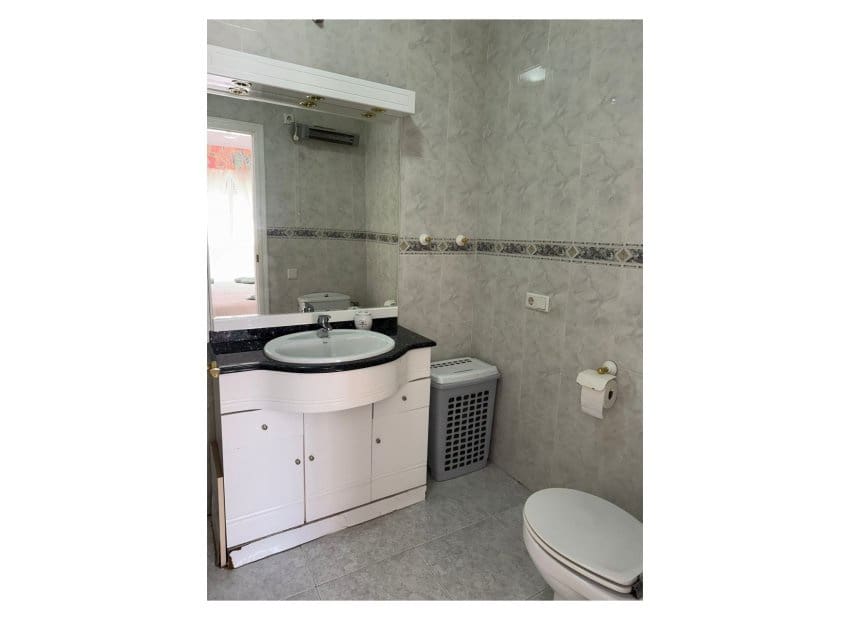 2 sovrum Lägenhet till salu i Dona Pepa med pool - 165 000 € (Ref: 9735879)