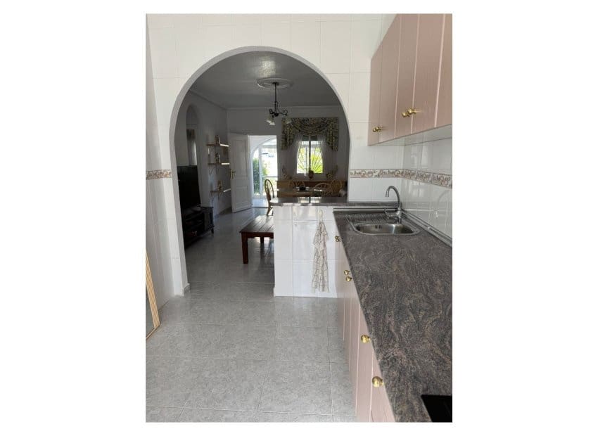 2 sovrum Lägenhet till salu i Dona Pepa med pool - 165 000 € (Ref: 9735879)