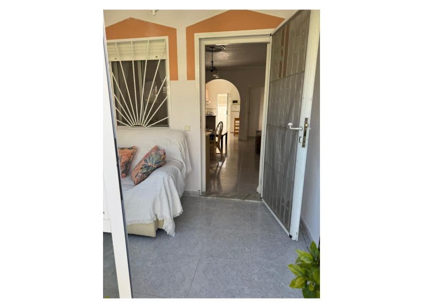 2 sovrum Lägenhet till salu i Dona Pepa med pool - 165 000 € (Ref: 9735879)